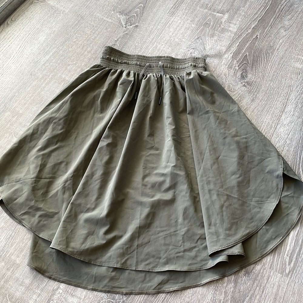 Lululemon Skirt MIDI length